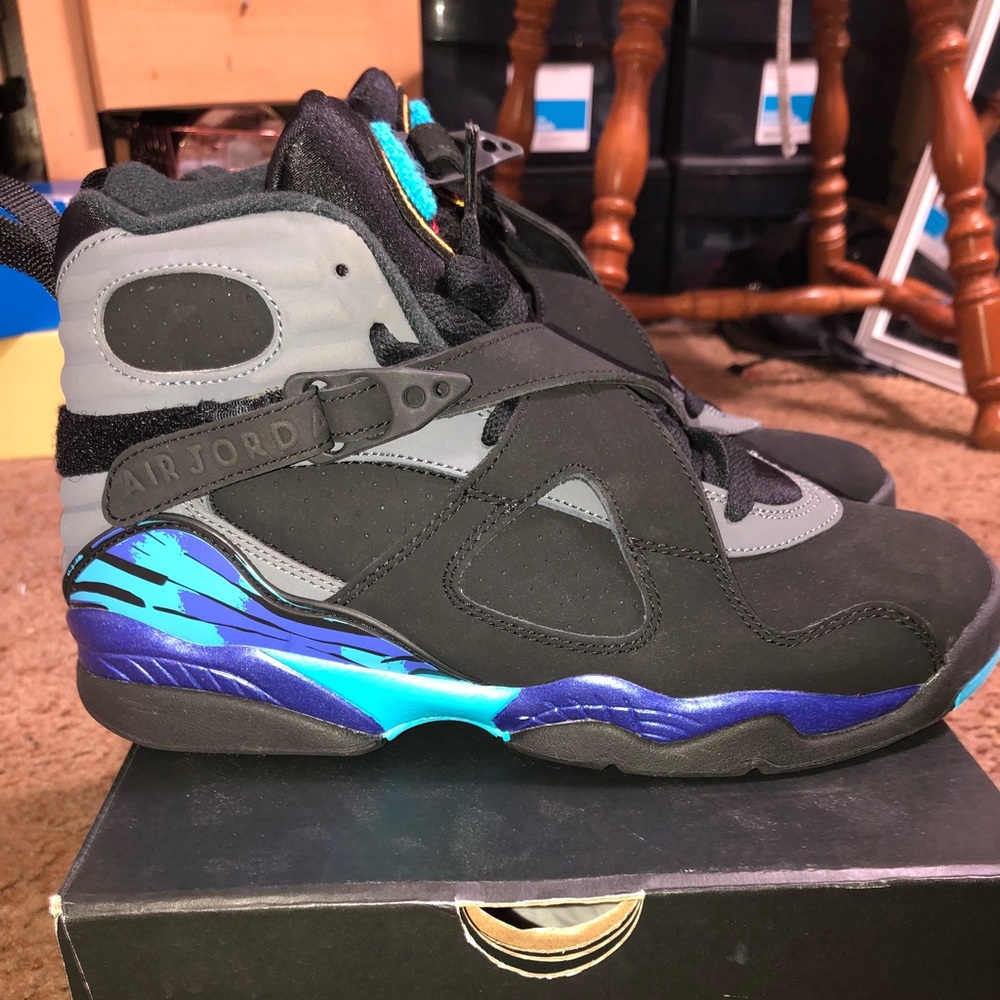 Jordan 8s - Picture 2 of 2